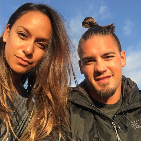 Meet your Posher, Dorian - Picture 2 of 2